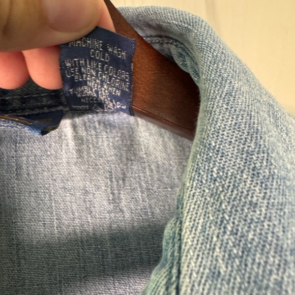 Vintage Winnie the Pooh Chambray Denim Cut Off Button up Vest Size Large - Picture 6 of 9